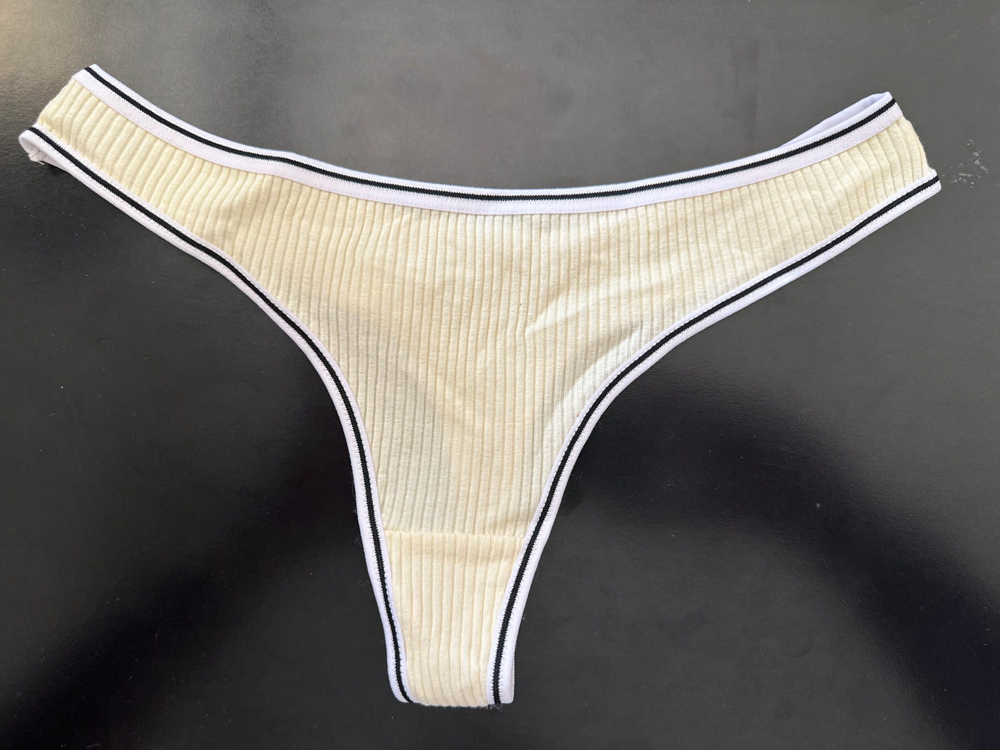 Mutandine traspiranti ad alta elasticità